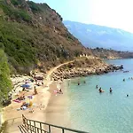 Διαμέρισμα Boyzianas Καραβάδος