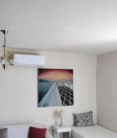 Apartament Vouzianas Karavádhos